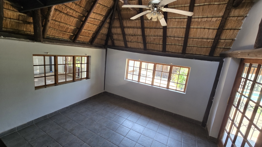 3 Bedroom Property for Sale in Geelhoutpark North West